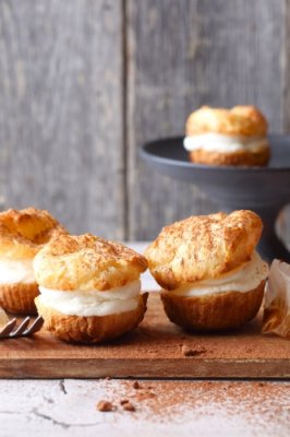 Profiteroles mit Vanillecreme