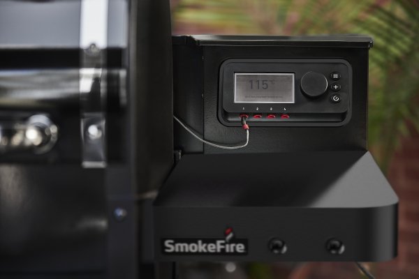 Weber SmokeFire EPX4 Holzpelletgrill, STEALTH Edition